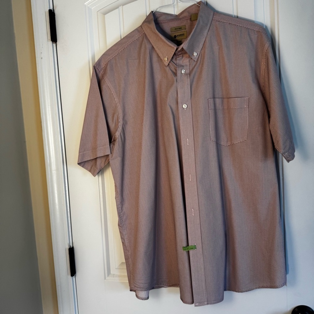 🥳Haggar Classic Button-Down Fitted Shirt